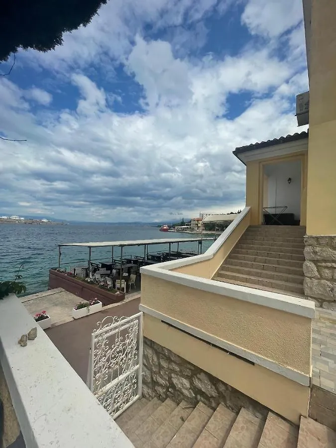 *** Alojamento de Acomodação e Pequeno-almoço Bed&Breakfast Villa Eva Omišalj Croácia